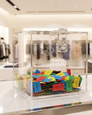 Urna de acrilico Cristal 15x15cm alt Quadrada Cubo sorteios e doações 