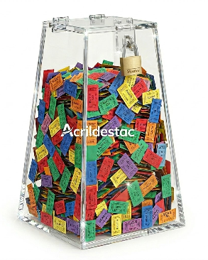 Urna de acrilico Piramide 30cm alt para sorteios Produtos em Acrilico